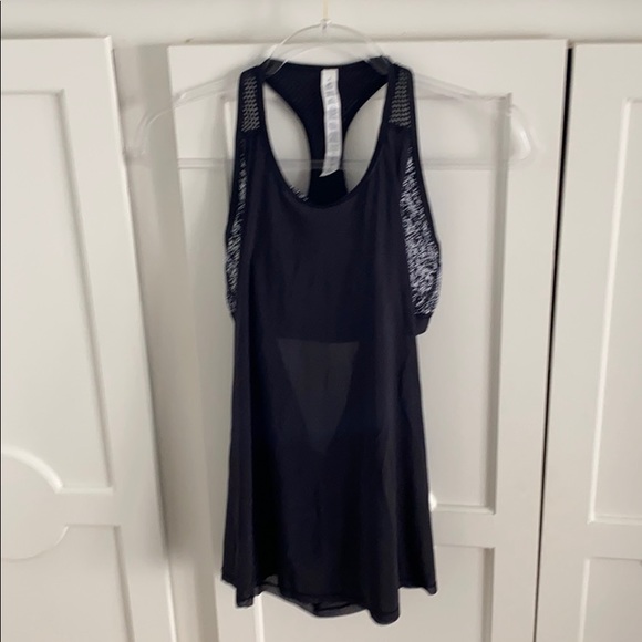 lululemon athletica Tops - Lululemon Tank with Built-in Sports Bra | size 4